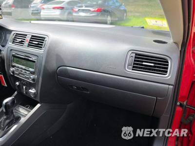 2012 Volkswagen Jetta SE Sedan - zdjęcie 16 z 32 - miniatura