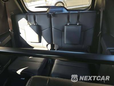 2026 Lexus GX 550 Premium+ - zdjęcie 11 z 19 - miniatura