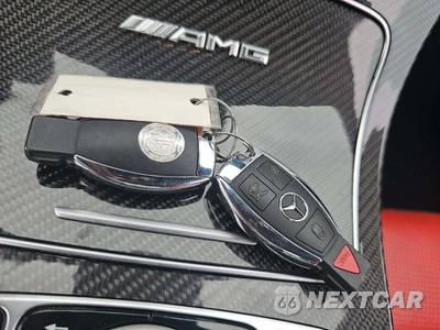 2017 Mercedes-Benz AMG C 63 S Coupe - zdjęcie 5 z 26 - miniatura