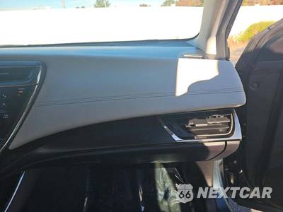 2017 Toyota Avalon XLE - zdjęcie 16 z 28 - miniatura