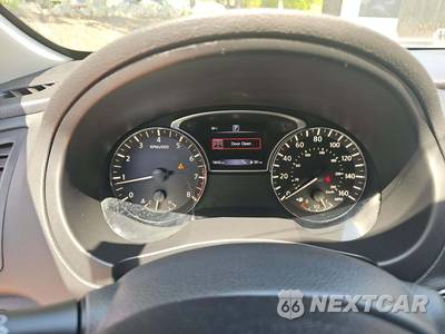 2016 Nissan Altima 2.5 SV - zdjęcie 6 z 24 - miniatura