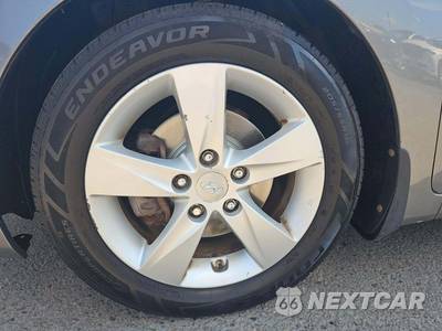 2013 Hyundai Elantra GLS Sedan - zdjęcie 19 z 25 - miniatura