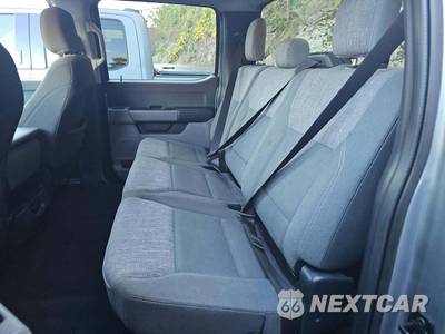 2024 Ford Super Duty F-250 XLT Crew Cab Long Bed - zdjęcie 13 z 24 - miniatura