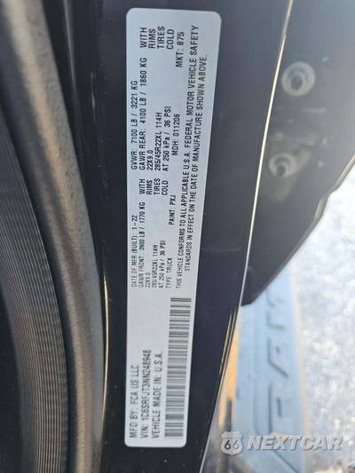 2022 Ram 1500 Laramie Crew Cab Short Bed - zdjęcie 2 z 24 - miniatura