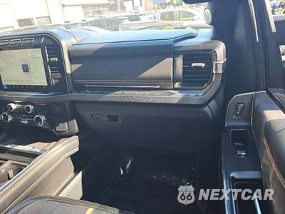 2023 Ford Super Duty F-250 Platinum Crew Cab Medium Bed - zdjęcie 19 z 22 - miniatura