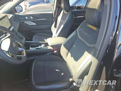 2026 Ford Explorer Tremor - zdjęcie 6 z 22 - miniatura