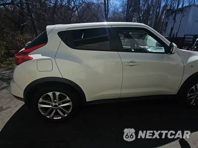 2013 Nissan JUKE SV - zdjęcie 5 z 27 - miniatura
