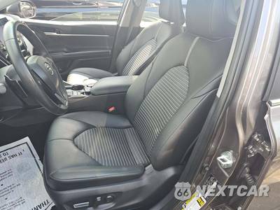 2023 Toyota Camry Hybrid SE - zdjęcie 6 z 28 - miniatura