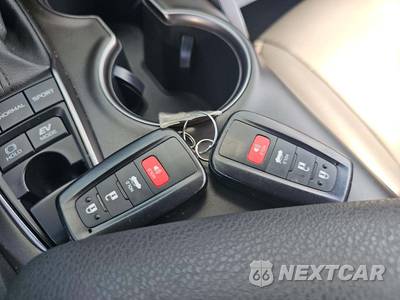 2023 Toyota Camry Hybrid SE - zdjęcie 8 z 28 - miniatura