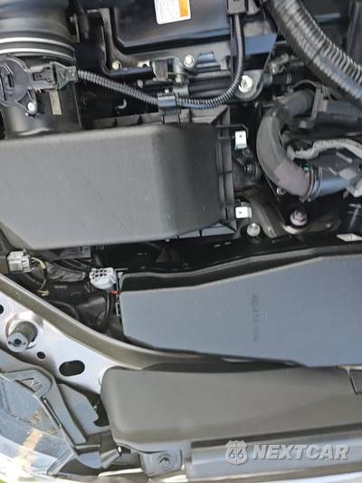 2023 Toyota Camry Hybrid SE - zdjęcie 28 z 28 - miniatura