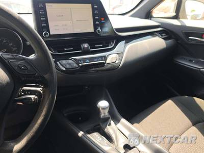 2019 Toyota C-HR LE - zdjęcie 10 z 24 - miniatura