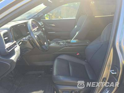 2023 Toyota Crown Platinum - zdjęcie 6 z 24 - miniatura
