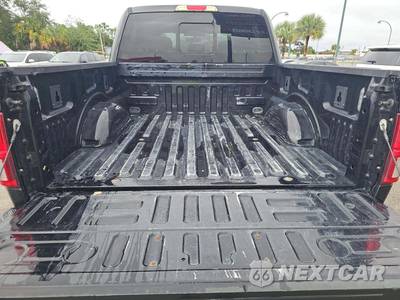 2019 Ford F-150 Lariat Crew Cab Short Bed - zdjęcie 11 z 31 - miniatura