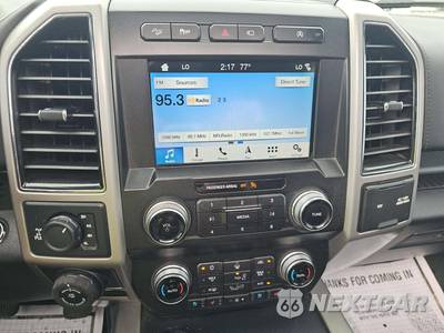 2019 Ford F-150 Lariat Crew Cab Short Bed - zdjęcie 7 z 31 - miniatura