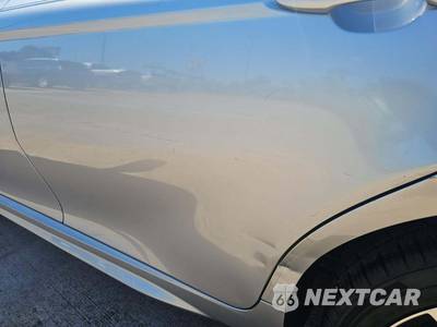 2019 Toyota Camry SE - zdjęcie 21 z 28 - miniatura