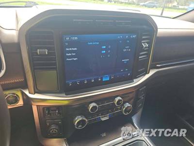 2023 Ford F-150 King Ranch Crew Cab Short Bed - zdjęcie 10 z 25 - miniatura