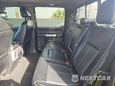 2021 Ford Super Duty F-250 Lariat Crew Cab Medium Bed - zdjęcie 13 z 28 - miniatura