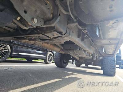 2021 Ford Super Duty F-250 Lariat Crew Cab Medium Bed - zdjęcie 7 z 28 - miniatura