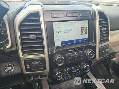 2021 Ford Super Duty F-250 Lariat Crew Cab Medium Bed - zdjęcie 10 z 28 - miniatura