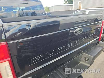 2021 Ford Super Duty F-250 Lariat Crew Cab Medium Bed - zdjęcie 21 z 28 - miniatura