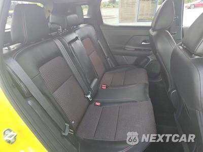 2025 Nissan Kicks SR - zdjęcie 13 z 19 - miniatura