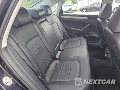 2022 Volkswagen Passat 2.0T SE - zdjęcie 13 z 29 - miniatura