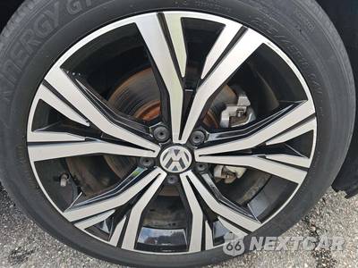 2022 Volkswagen Passat 2.0T SE - zdjęcie 26 z 29 - miniatura