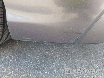 2020 Toyota Camry SE - zdjęcie 20 z 29 - miniatura