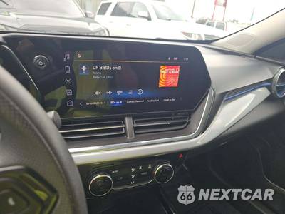 2025 Chevrolet Trax LT - zdjęcie 10 z 25 - miniatura