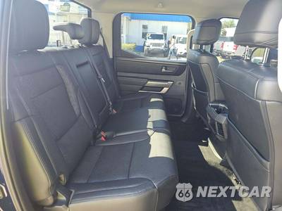 2022 Toyota Tundra SR5 Crew Cab Short Bed - zdjęcie 13 z 20 - miniatura