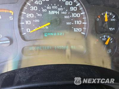2004 Chevrolet Silverado 2500HD LT Crew Cab Medium Bed 1SC - zdjęcie 6 z 30 - miniatura
