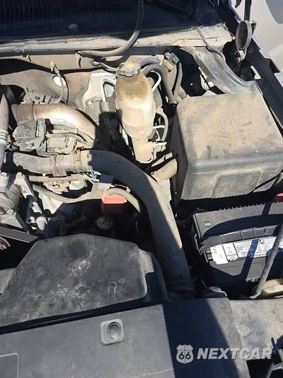 2004 Chevrolet Silverado 2500HD LT Crew Cab Medium Bed 1SC - zdjęcie 29 z 30 - miniatura