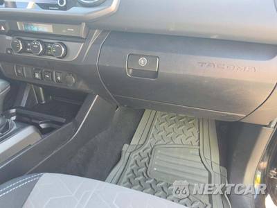 2022 Toyota Tacoma TRD Off-Road Crew Cab Medium Bed - zdjęcie 16 z 21 - miniatura