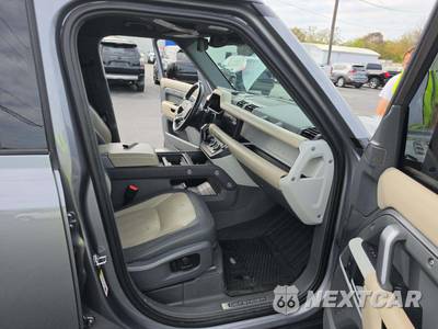 2021 Land Rover Defender 110 X-Dynamic HSE - zdjęcie 15 z 23 - miniatura