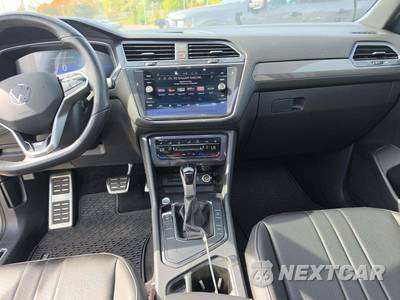 2024 Volkswagen Tiguan SE R-Line Black - zdjęcie 7 z 26 - miniatura