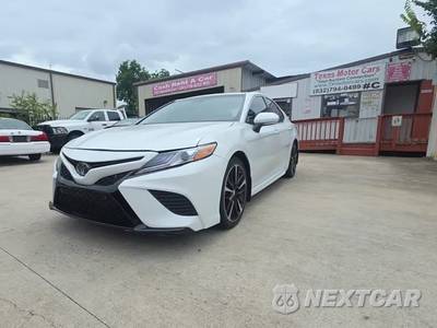 2018 Toyota Camry XSE - zdjęcie 1 z 21 - miniatura