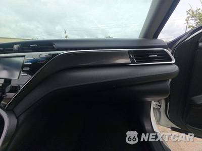 2018 Toyota Camry XSE - zdjęcie 16 z 21 - miniatura
