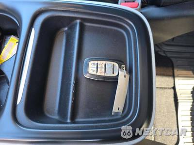 2017 Chrysler Pacifica Touring L 121.6" WB - zdjęcie 5 z 22 - miniatura