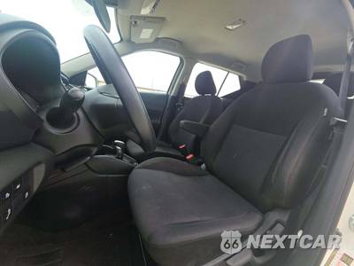 2024 Nissan Kicks S - zdjęcie 3 z 23 - miniatura