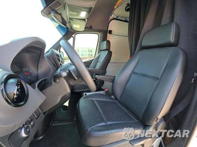 2020 Mercedes-Benz Sprinter 2500 Cargo Van High Roof 170.0" WB - zdjęcie 6 z 25 - miniatura
