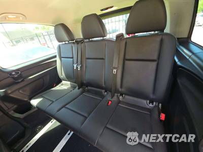 2016 Mercedes-Benz Metris Passenger Van 126.0" WB - zdjęcie 14 z 25 - miniatura
