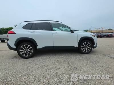 2022 Toyota Corolla Cross XLE - zdjęcie 5 z 29 - miniatura