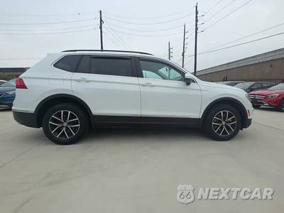2021 Volkswagen Tiguan SE - zdjęcie 5 z 33 - miniatura