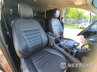 2019 Ford Escape Titanium - zdjęcie 15 z 22 - miniatura