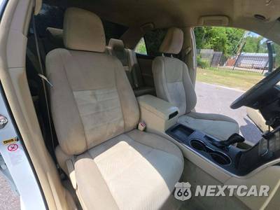 2016 Toyota Camry LE - zdjęcie 15 z 23 - miniatura