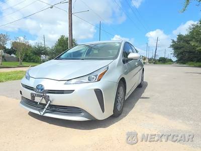 2022 Toyota Prius L Eco - zdjęcie 1 z 21 - miniatura