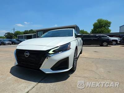 2024 Nissan Altima SV - zdjęcie 1 z 29 - miniatura