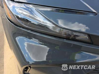 2026 Toyota Camry LE - zdjęcie 18 z 18 - miniatura