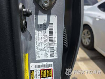 2016 Toyota Tundra 1794 Edition Crew Cab Short Bed - zdjęcie 5 z 23 - miniatura