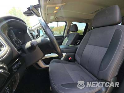 2021 Nissan TITAN SV Crew Cab Short Bed - zdjęcie 3 z 23 - miniatura